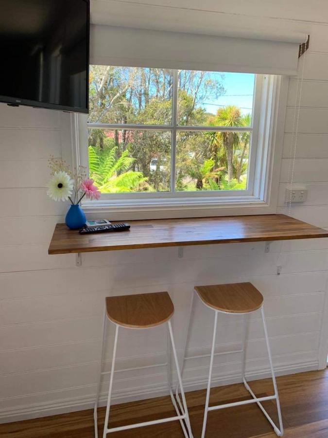 The Wandering Duck - Heritage Tiny House ストラーン エクステリア 写真